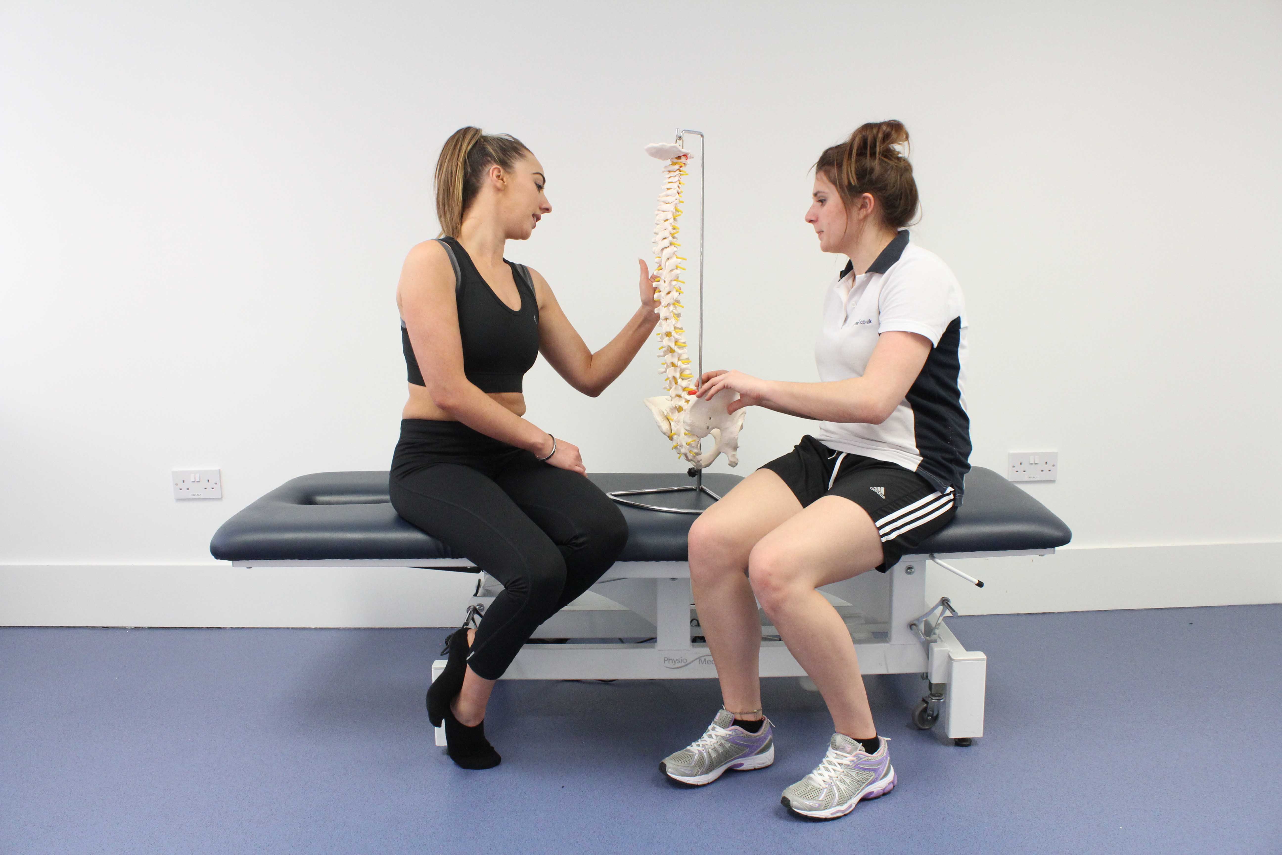 Our physiotherapists will share their knowledge and expertise to help you understand your pain